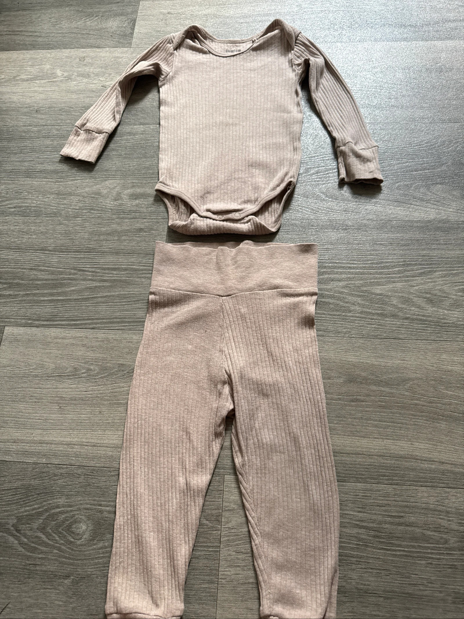Conjunto para bebé (6-12 meses) – photo 2